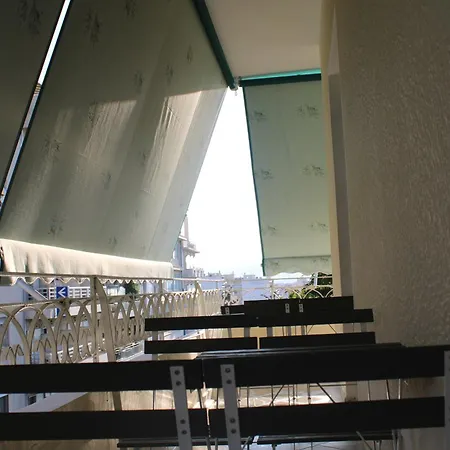 Apartment Themis 16 *